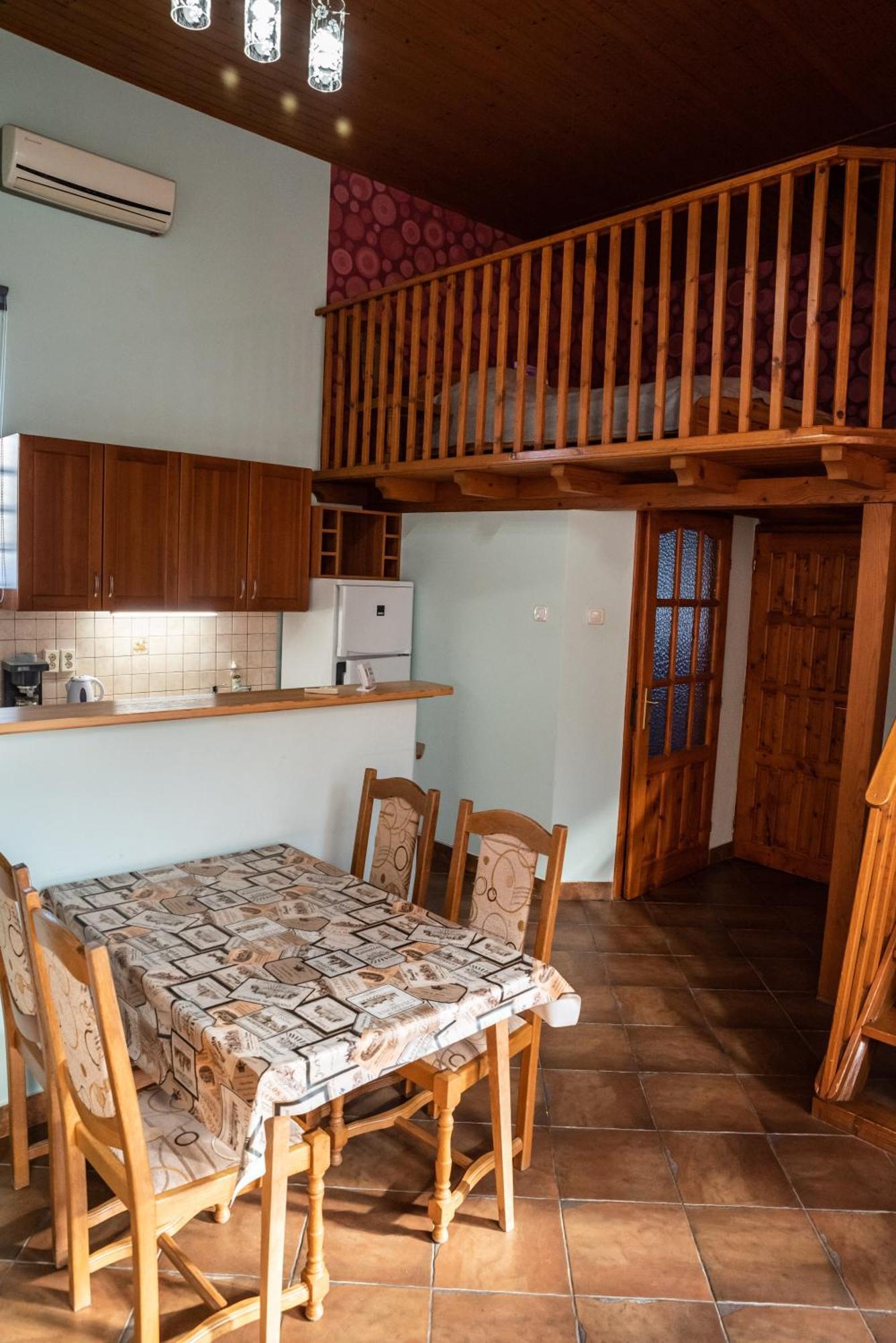 Gesztenye Apartman Makó Zewnętrze zdjęcie