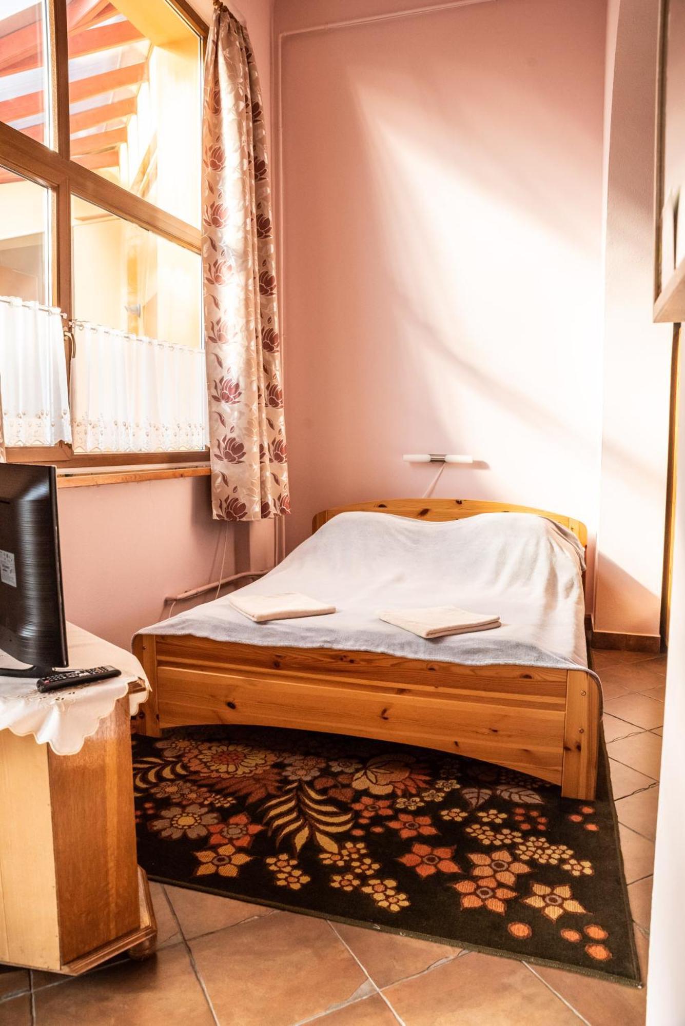 Gesztenye Apartman Makó Zewnętrze zdjęcie